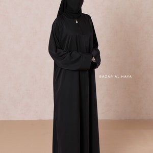 Black Madina Abaya - Soft Relaxed Fit - Mediumweight Silk Crepe