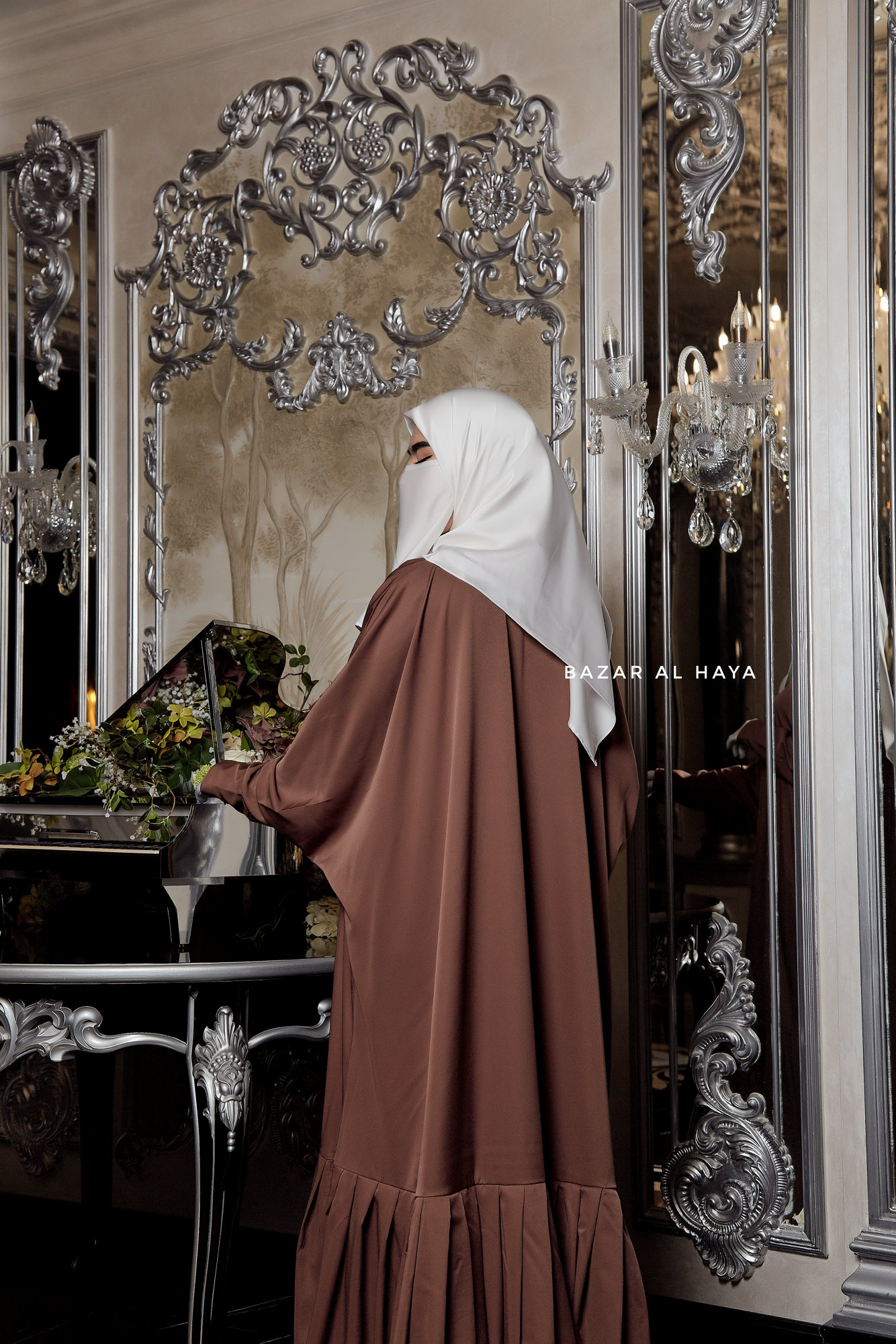 Dolphin abaya hotsell