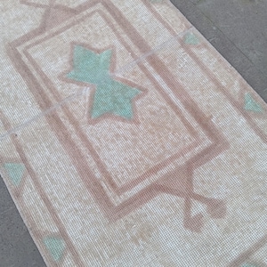 2x4 Turkish Rug,2x4 Wool Rug,Turkish Vintage Rug,Vintage Rug,Small Size Rug,Oushak Rug, Anatolian Rug,Natural Rug,Soft Turkish Rug,1.11x3.7f