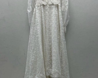 Vintage White Floral Lace Wedding Dress | Long Sleeves | Prairie | Cottagecore