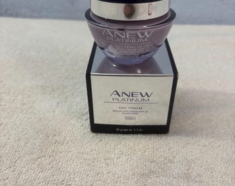 Platinum Day Cream AVON 1.7 oz SPF Sunscreen NEW