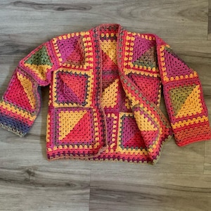 The little tidda crochet cardi pattern Granny squares image 3