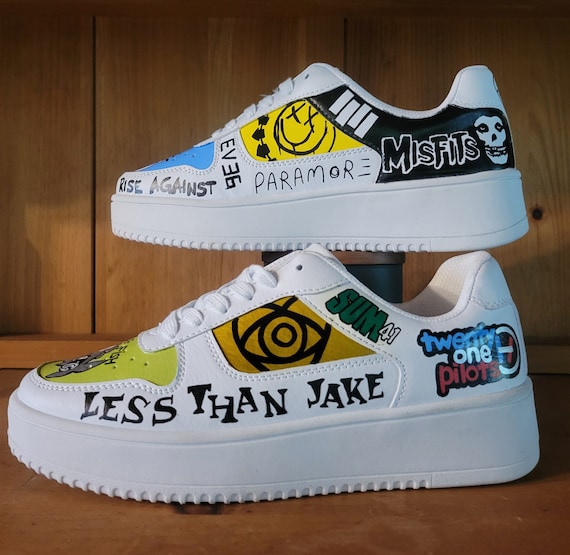 Custom Handbemalte Sneakers, Custom Shoes, Pop Punk Ska Rock Bands Logos  Schuhe, Damen Größe 8 - Etsy.de