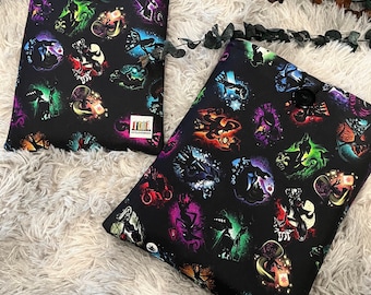 Bookish Booksleeves, fairytales booksleeve, book cozy, book protection.