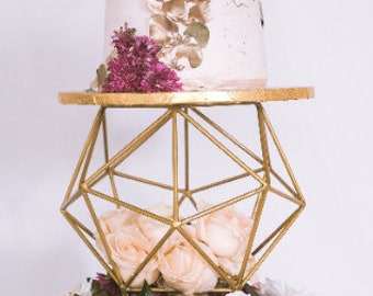 Gold Cake separator. Diamond cake stand