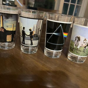 Pink Floyd Pint Glasses - Pink Floyd Beer Mugs - Set of 4 - Pink Floyd best albums - wish you were here - Dark side of the moon - Animals