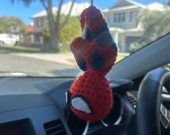 Patrón de araña colgante de crochet para coche, accesorio fácil de hacer para principiantes.
