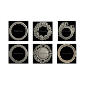 Puede incluir: Seis marcos decorativos circulares ornamentados diferentes sobre un fondo negro. Los marcos est&aacute;n hechos de metal plateado y tienen dise&ntilde;os intrincados.