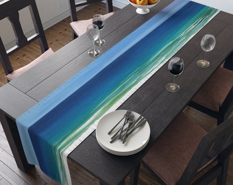 Coastal Beach House Table Runner: Vivid Ocean Art Decor