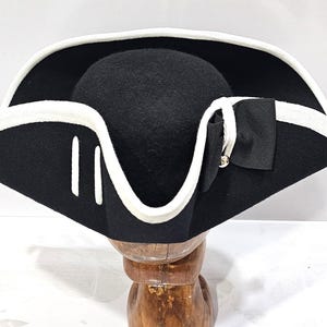 Revolutionary War Military Fur Felt Cocked Hat With Hand Sewn White Worsted Wool Binding