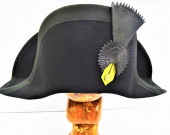 二角形のナポレオンハット - Etsy 日本