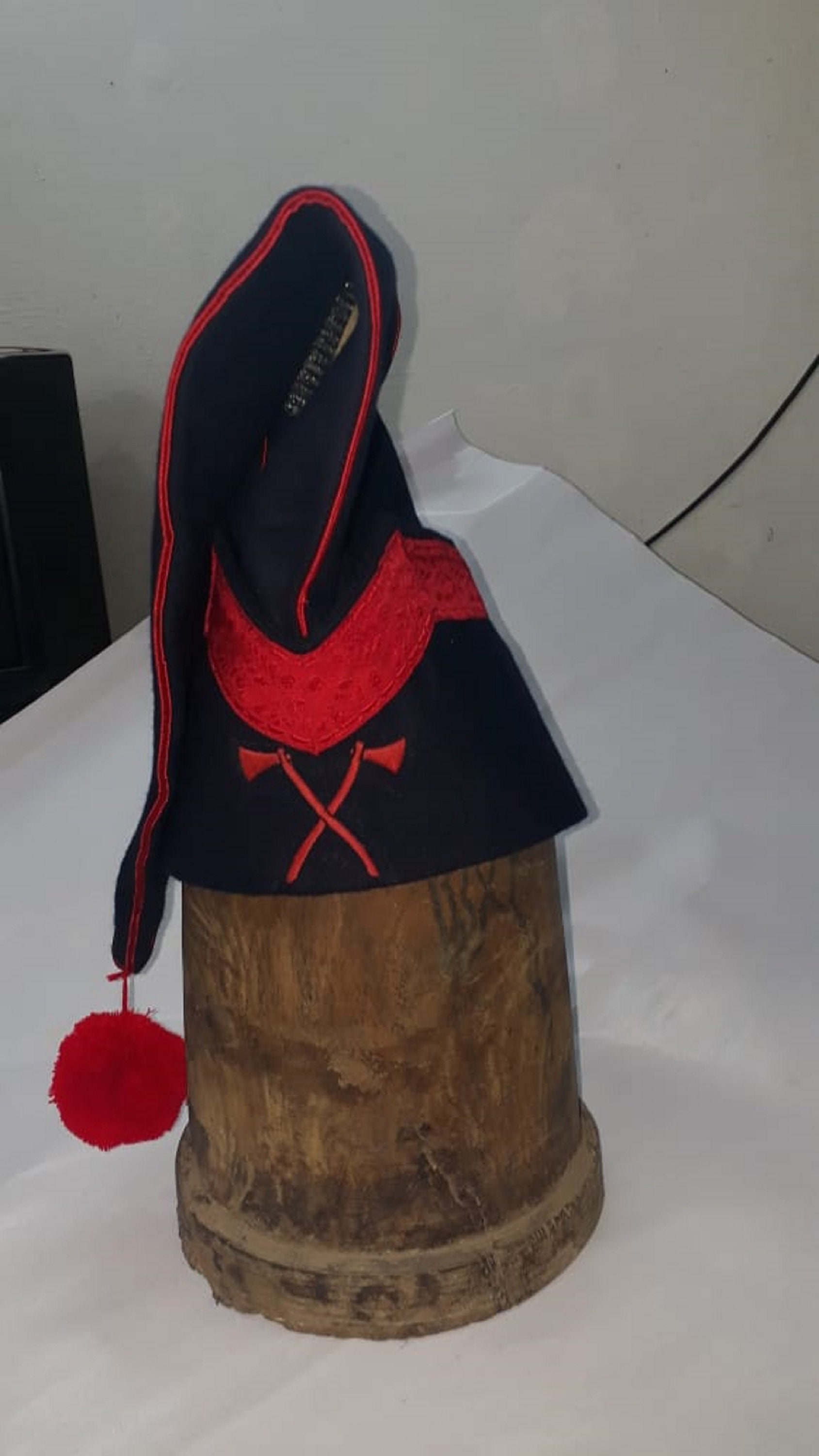 Forage Cap for Officer With One Rank of Braid and Embroidered Insignia ...