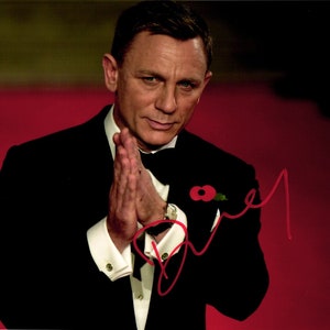 Daniel Craig Autogramm | James Bond | Messer Aus | Traumhaus | Signiertes Foto 20x20 | Signatur mit COA