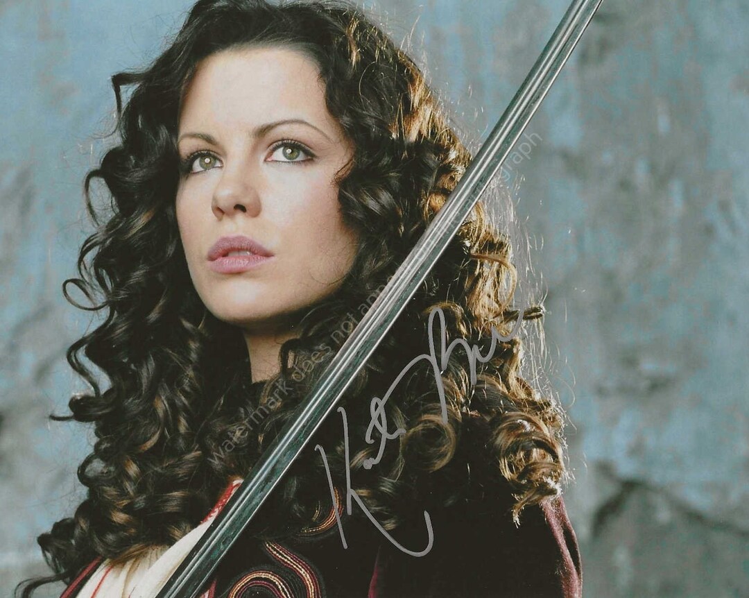 KATE BECKINSALE Autograph Signed Photo Signature With COA Etsy