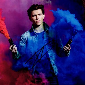 Tom Holland Autograph | Spider-Man | Signed Photo  | Signature with COA