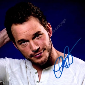 CHRIS PRATT Autograph Jurassic World Signed  Photo Signature with COA
