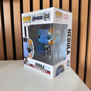 Karen Gillan signierte Funko Pop Nebula Autogramm Guardians of the Galaxy Signature mit COA