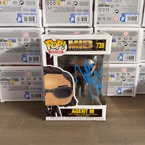 Tessa Thompson signierte Funko Pop Men in schwarzem Autogramm mit COA
