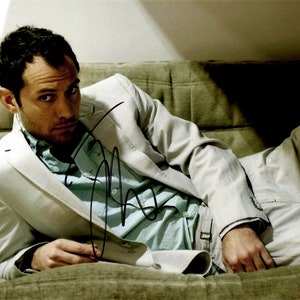 Jude Law Autograph | Alfie | Closer | Signed Photo  | Signature with COA