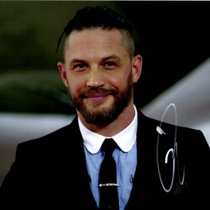 Tom Hardy Autograph Signed Photo Signature with COA