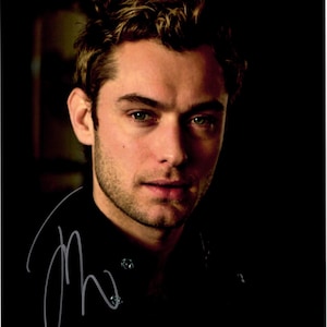 Jude Law Autograph | Alfie | Closer | Signed Photo  | Signature with COA