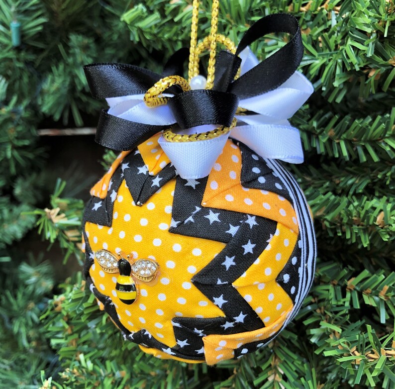 Honey Bee Quilted Christmas Ornament / Honeybee Fabric | Etsy