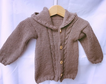 Baby Strickjacke Wolle in Größe 80/86 mit Kapuze Braun