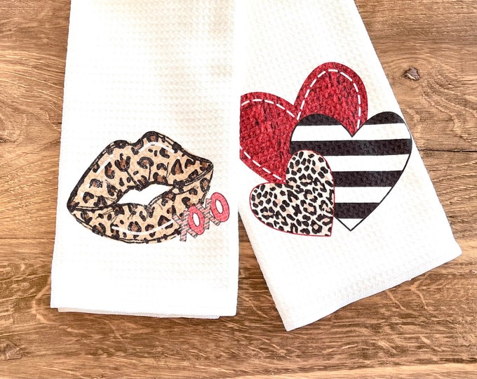 Valentines Day Kitchen towel - hearts or lips