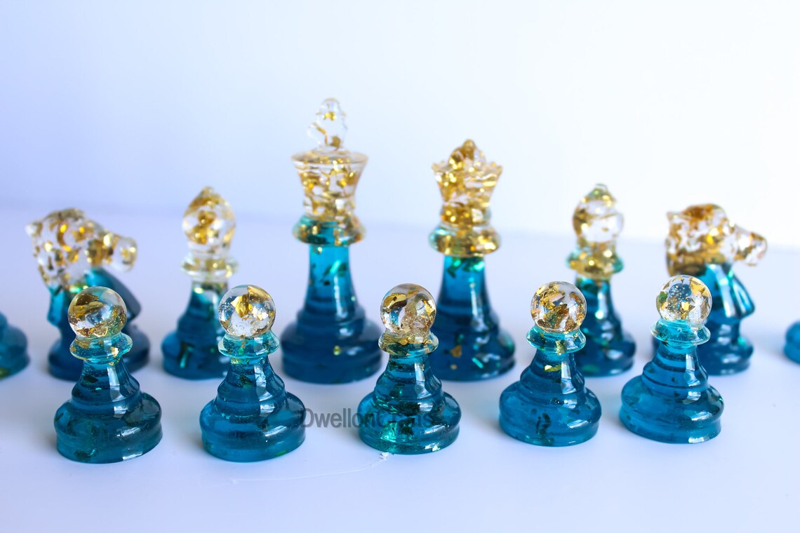 Large resin Chess set with chess board32 pieces Custom Etsy