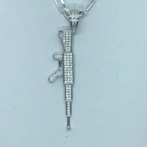 AK-47 with 24&quot; Figaro Necklace .925 PURE SILVER Cuerno De Chivo Plata Cadena Dije