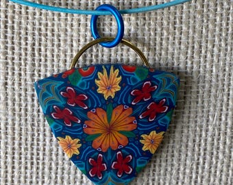 Colgante caleidoscopio floral