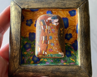 El arte en miniatura del beso