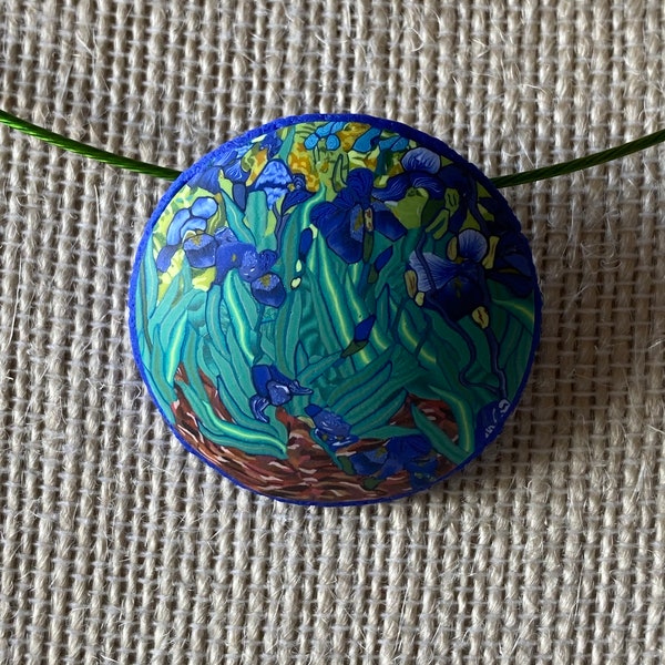 Irises pendant