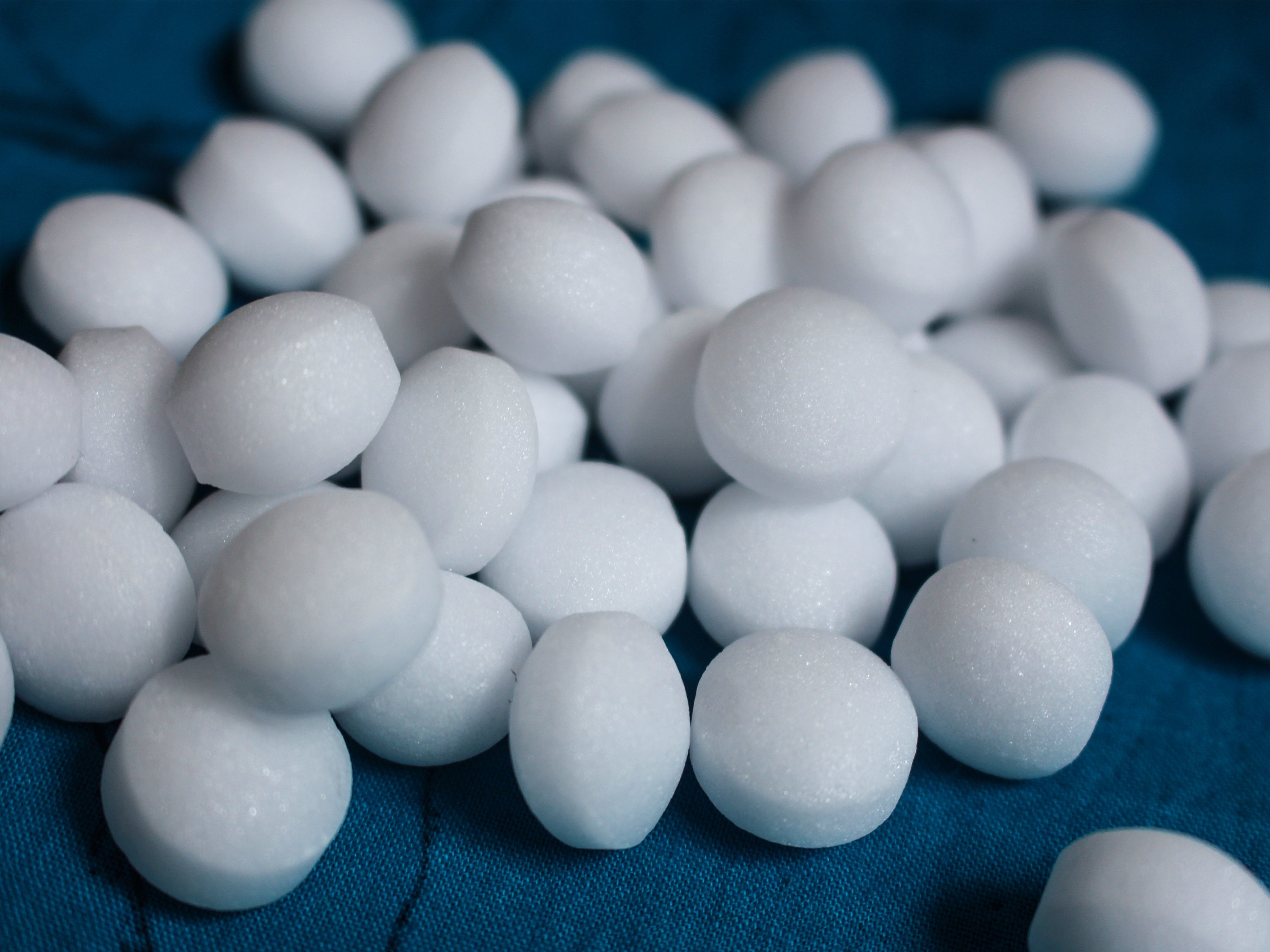 Naphthalene Insectresistant balls Mothballs Natural Pest Etsy