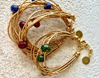 Leather Bracelet different colors with Natural Flowers beads-Silver/Gold Plated