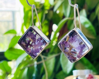 Silver sterling 925 rhombus dangle handmade earrings with the real dried flowers from Holy Land, rhombus earrings, resin earrings