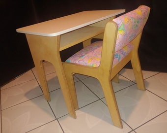 little girl desk chair