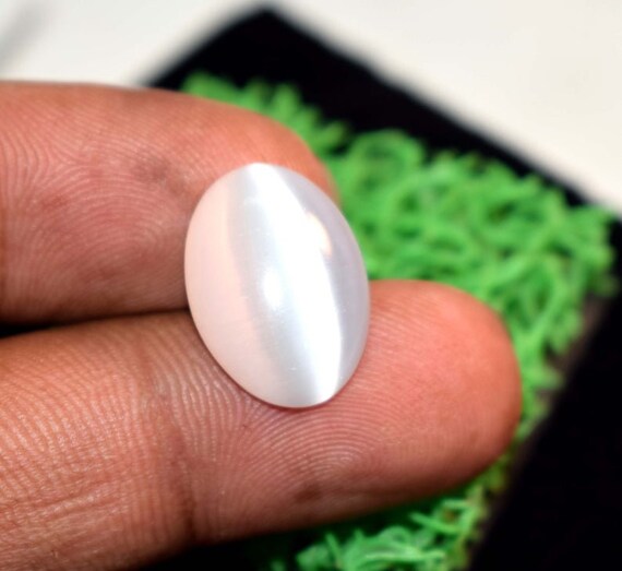 Natural chrysoberyl cat's eye sale