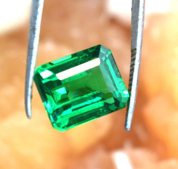 Green hessonite clearance