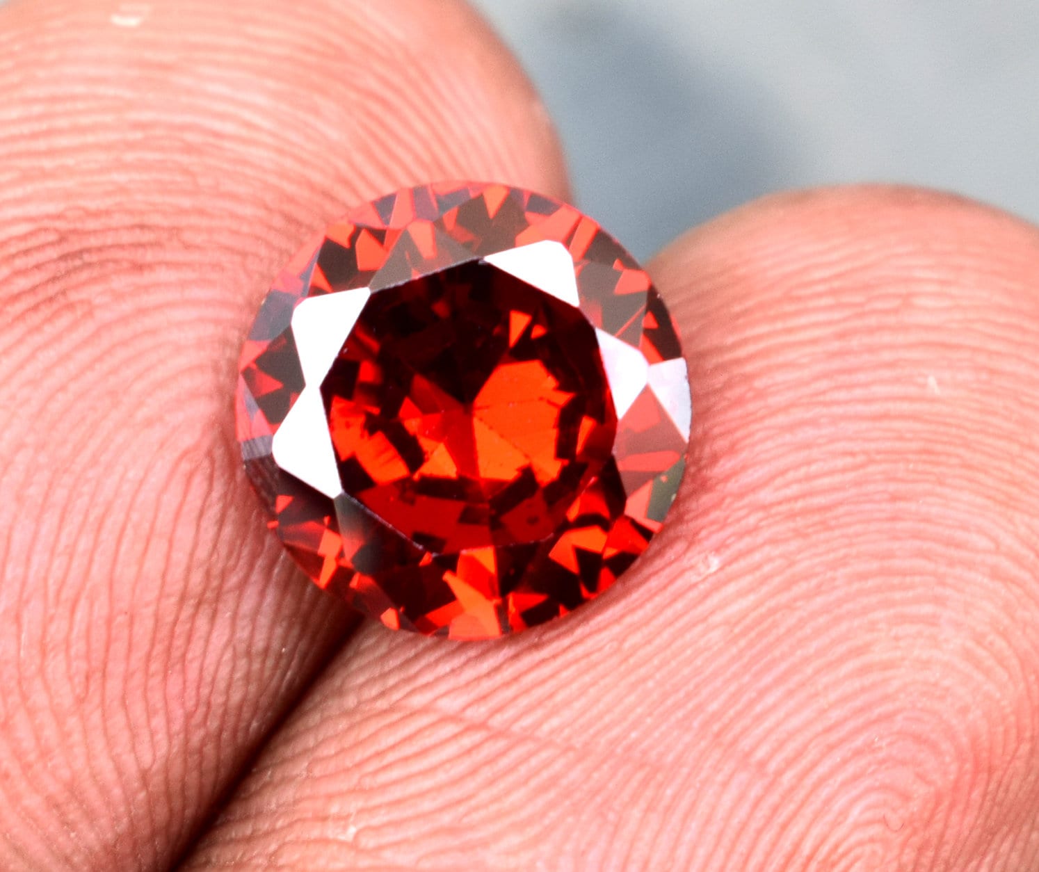 Red moissanite deals