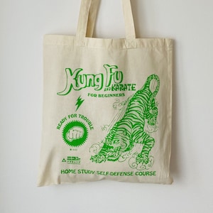 NEW! Tote bag – Kung Fu Tiger style. 1970s look.