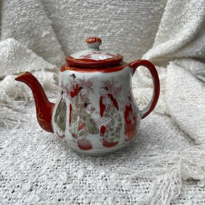 Antique Japanese Porcelain Teapot: Coral Red, Decorative Teaware