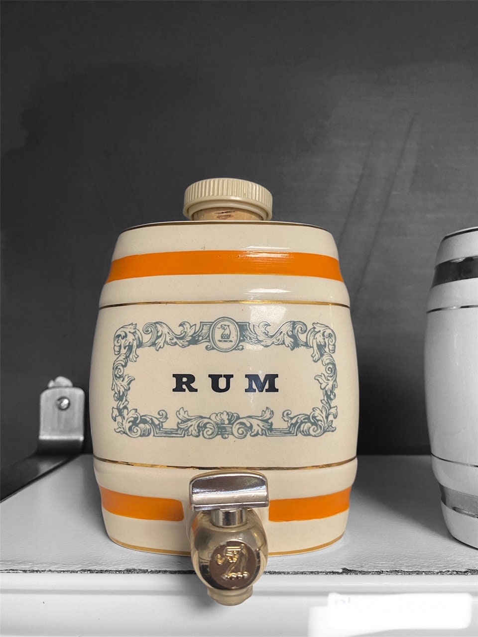 Set of Decanters Gin Rum Cognag and Port Barrel Etsy UK