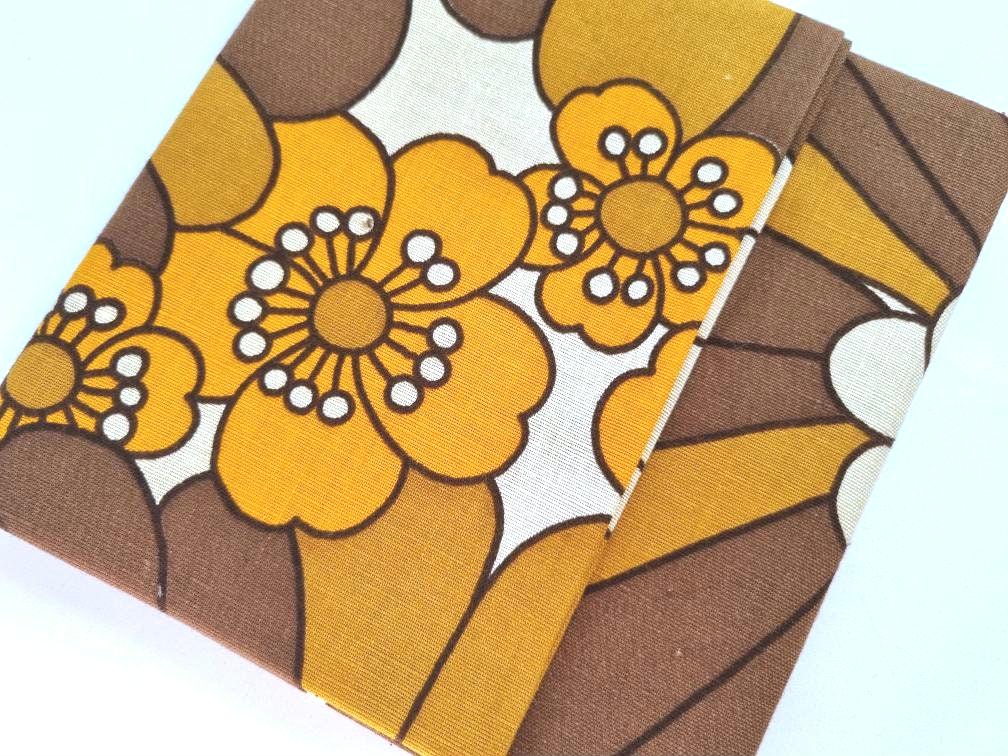 Vintage Fabric, 70s Fabric, Funky Fabric Orange Brown Cotton