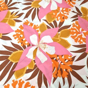 Vintage Fabric , 70s Fabric New Unused, Retro Fabric , Flower Power, Pink Floral Fabric, Kitsch, Orange Floral Fabric, by the Half Metre