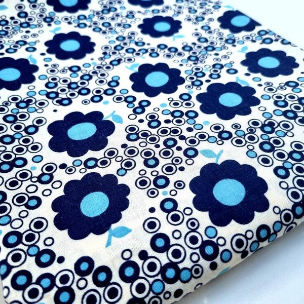 Vintage Fabric | 70s Fabric | 60s Fabric| Retro Fabric| Midcentury| Turquoise Blue | Flower Power | Boho | Daisy | 110x88cm | Funky