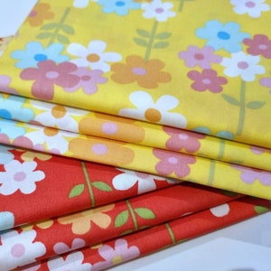 Fat Quarter | Retro Fabric | Vintage Style Floral | Craft Fabric | Polycotton | Pink Orange Yellow Green | Flower | Daisy| Mary Quant Style