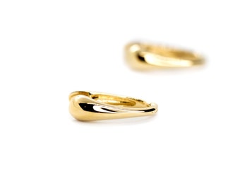 14 Karat Gelbgold Huggie Ohrringe