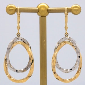 Boucles d'oreilles pendantes en or blanc 14 carats et diamants torsadés