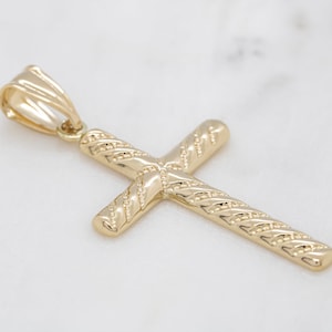 14 karat yellow gold small size textured cross pendant